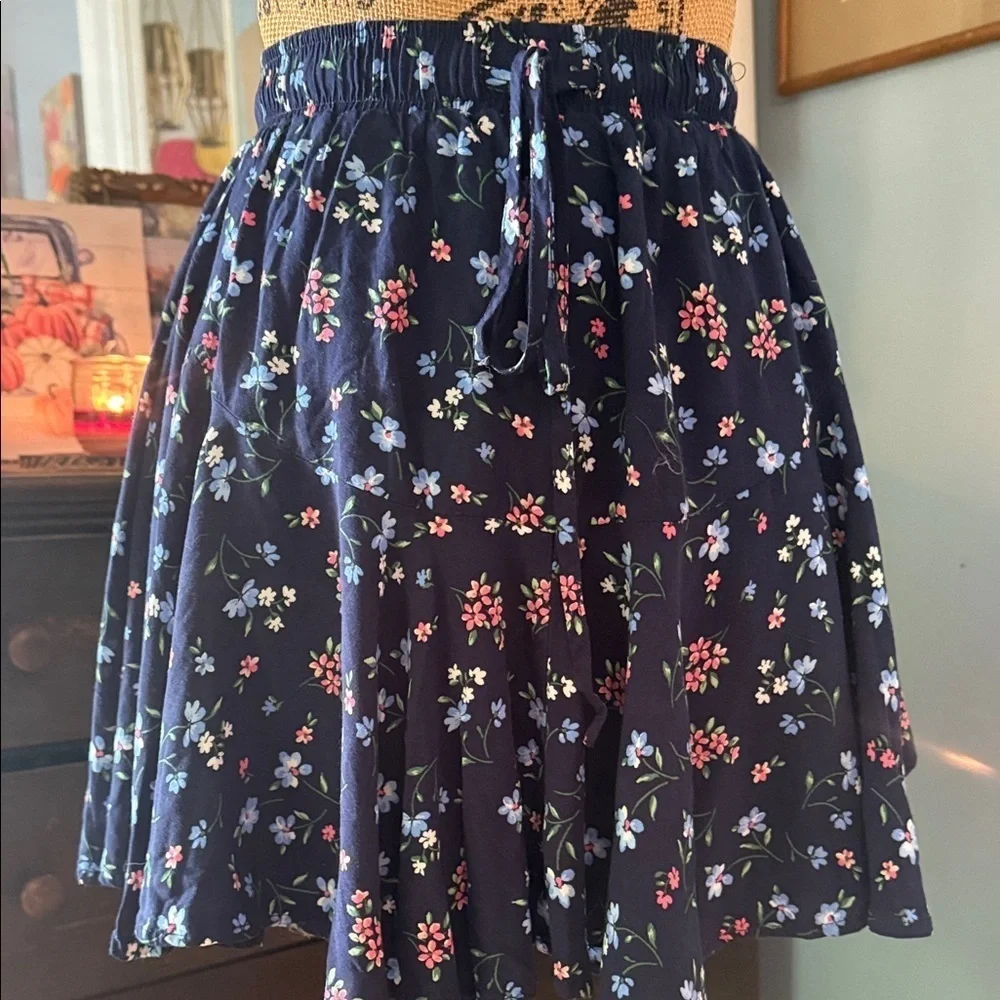 Francesca’s Collection Mi.Ami Navy Multicolored Floral Print A-Line Skirt